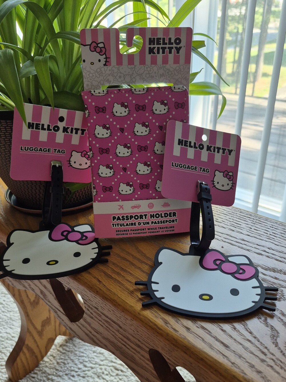 Hello Kitty Hot Pink Passport Holder And 2 Luggage Tags.... NEW WITH TAGS